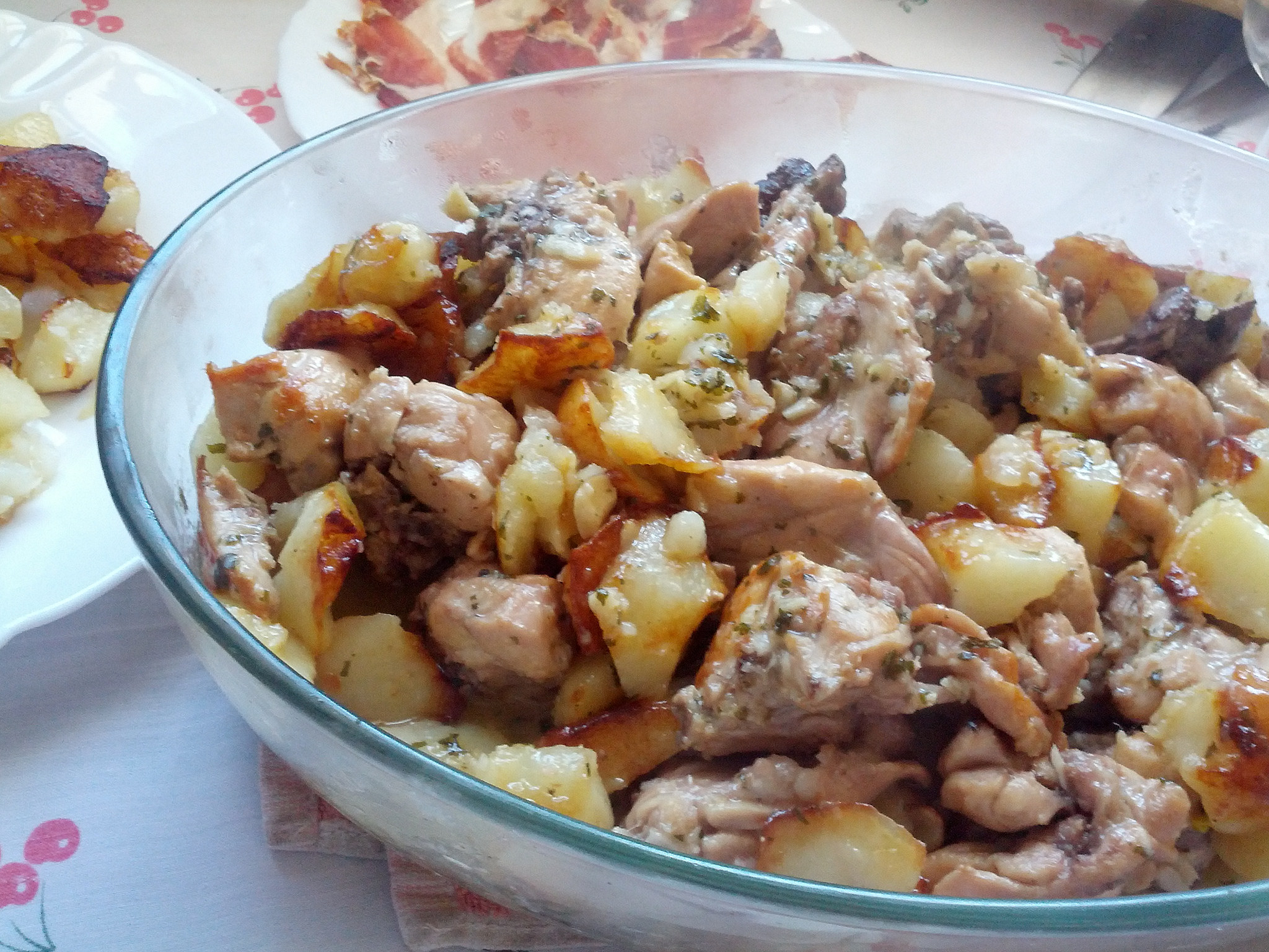 Conejo frito con patatas